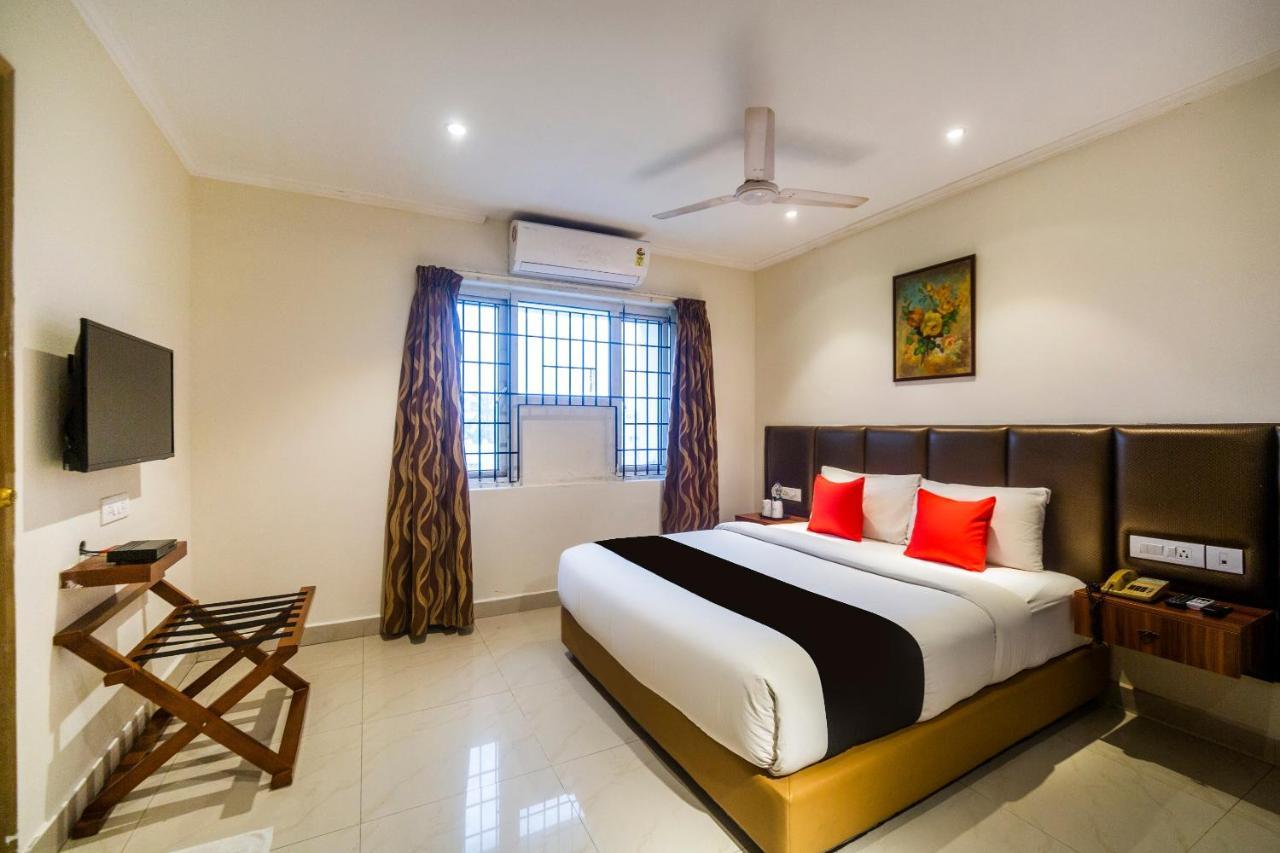 Capital O 66763 Blossoms Serviced Apartments Chennai Esterno foto