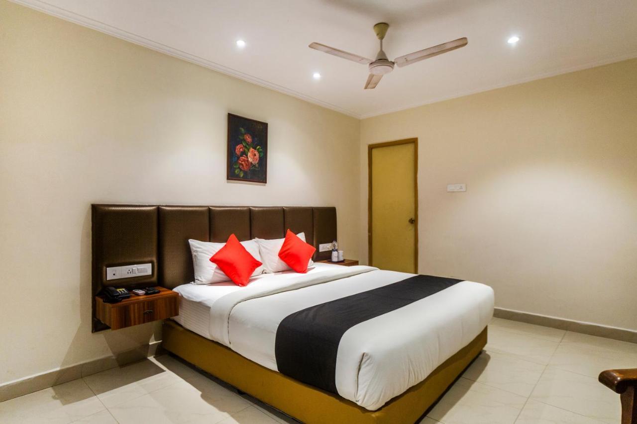 Capital O 66763 Blossoms Serviced Apartments Chennai Esterno foto