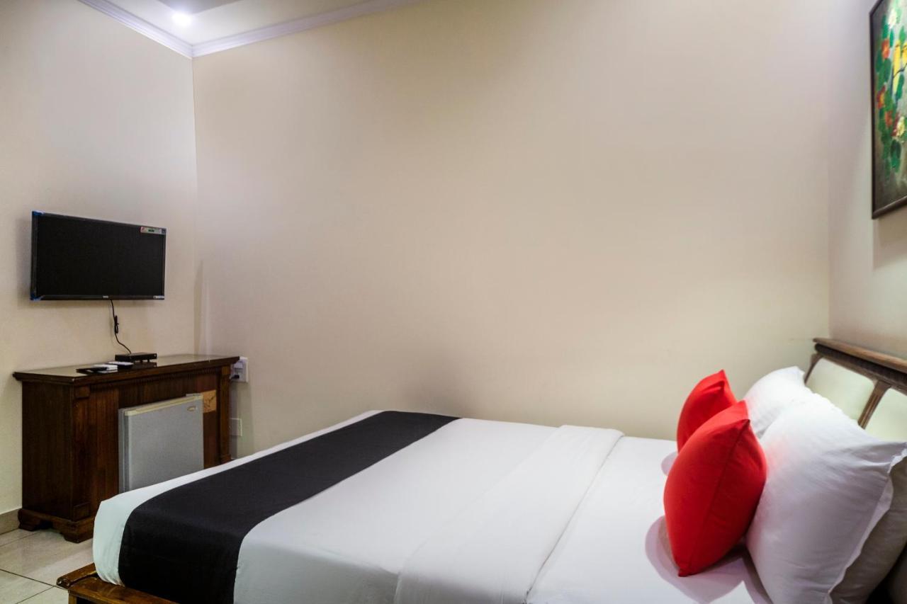 Capital O 66763 Blossoms Serviced Apartments Chennai Esterno foto